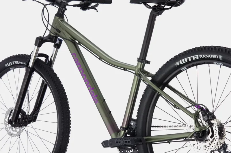  Cannondale Trail 6 Womens Mountain Bike in Green-2